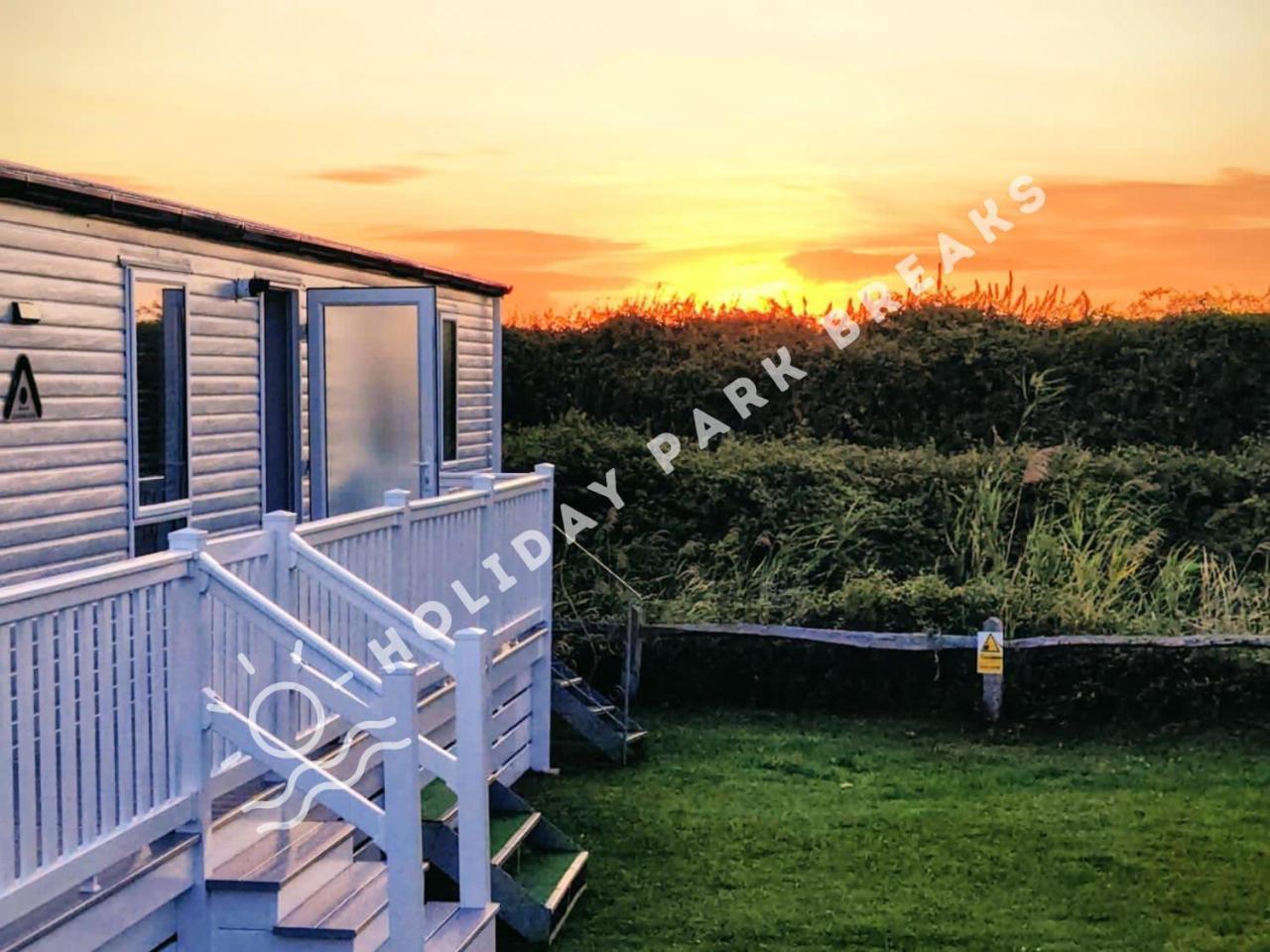 Sunset - A Relaxing Gold 3 Bed Holiday Home At Seal Bay Resort Chichester Esterno foto